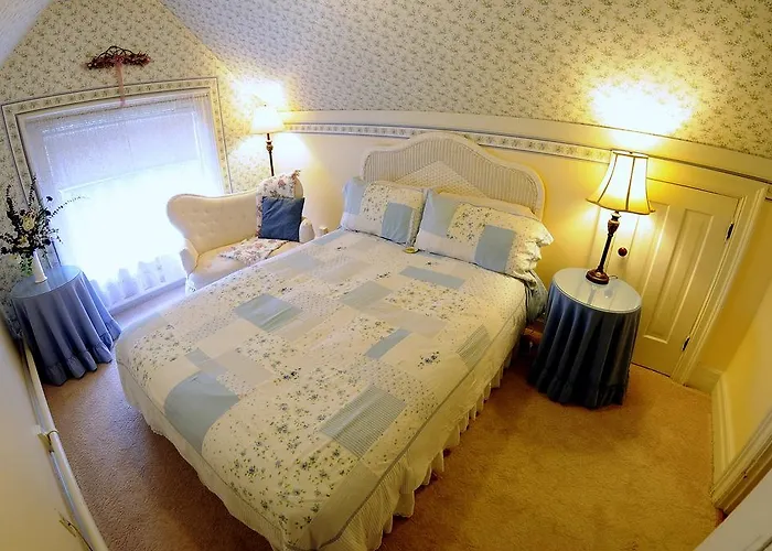 The Oliver Inn